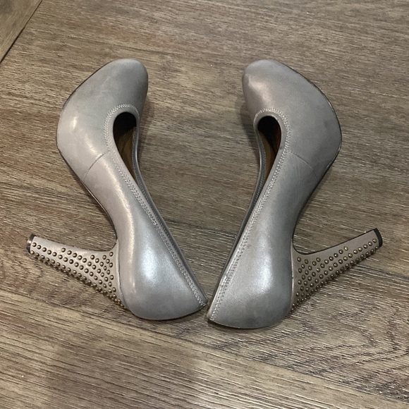 ROSEGOLD Grey Studded heel almond toe shoes | 38 1/2 / 8 1/2 - Picture 5 of 12